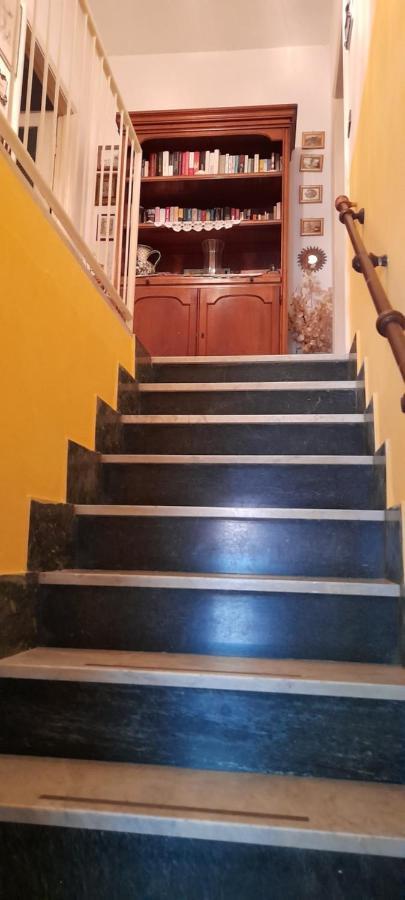 Casa Sotto Il Castello Apartment Monti di Licciana Nardi Bagian luar foto